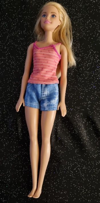 poupée BARBIE
