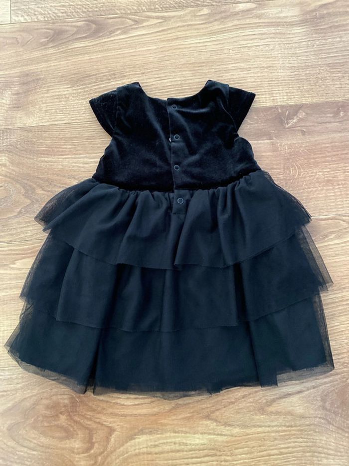 Robe noire en tulle comme neuve - photo numéro 3