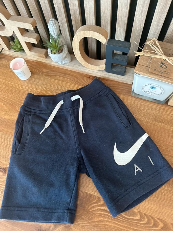 Short Nike 3 ans