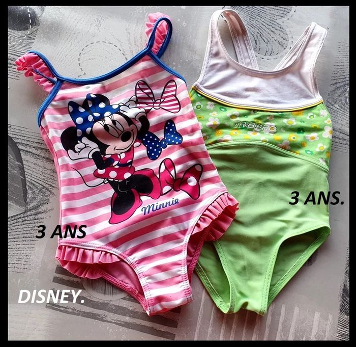 LOT maillots de bain + peignoir fille 3 ans. - photo numéro 3