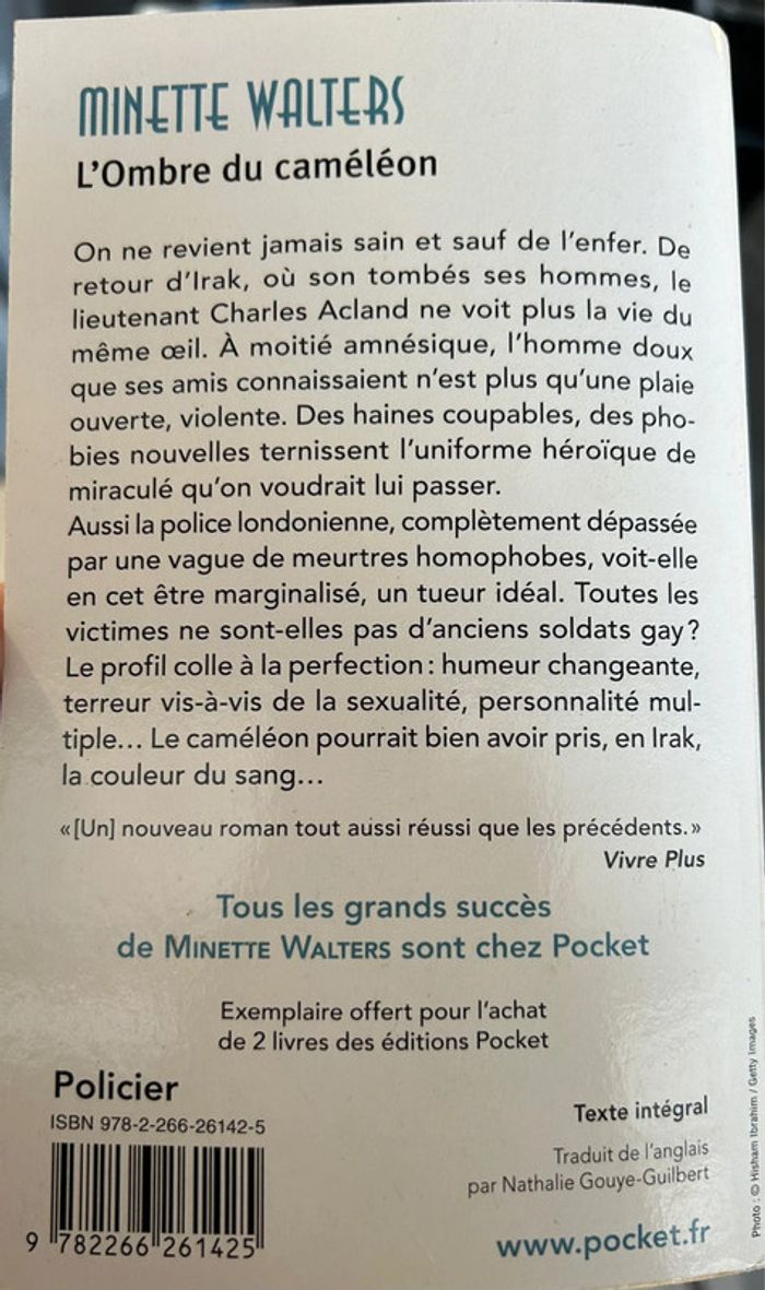 Livre L’ombre du Caméléon. - photo numéro 2