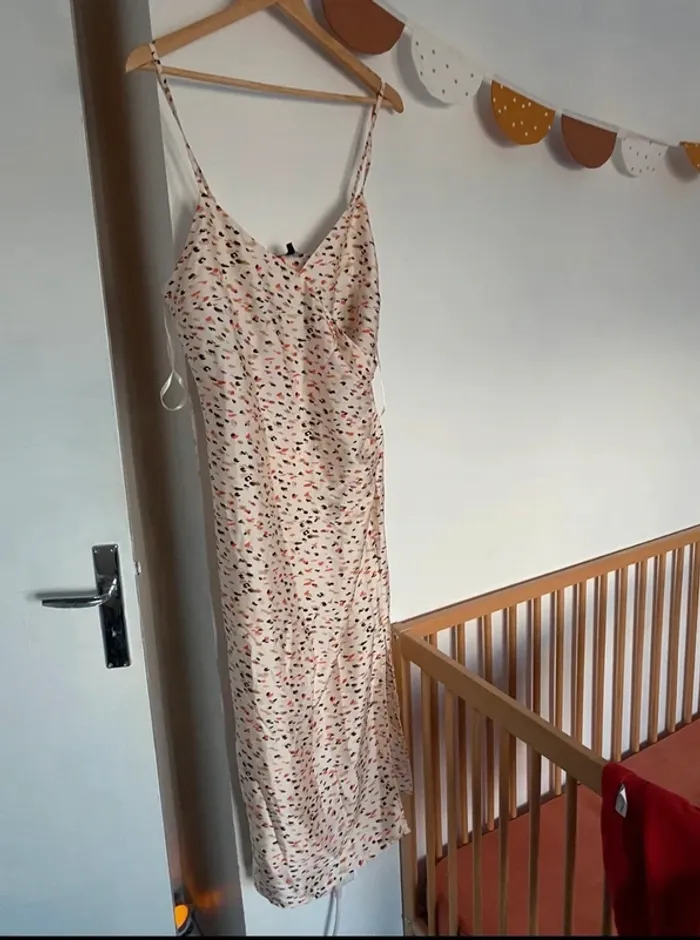 Pas de vintedgo robe effet soie - photo numéro 2