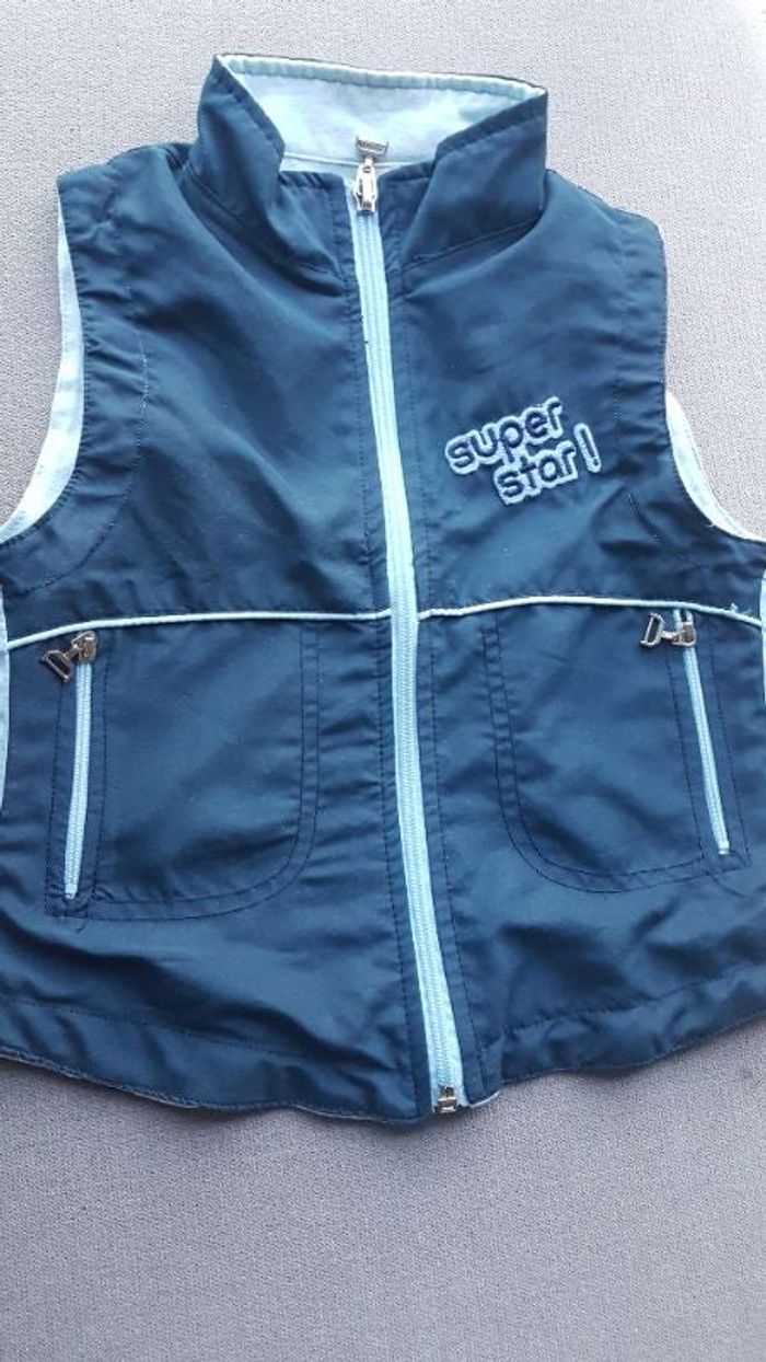 Veste sans manches bleue fille 3 ans