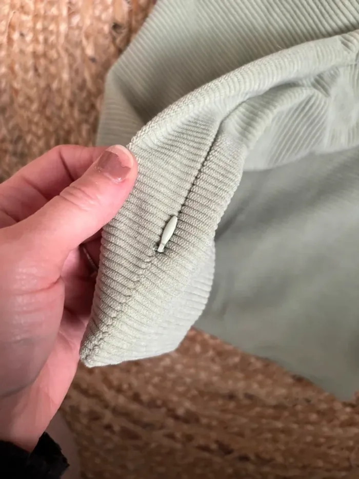 Lot de 3 housses coussin velours vert clair parfait état - photo numéro 3