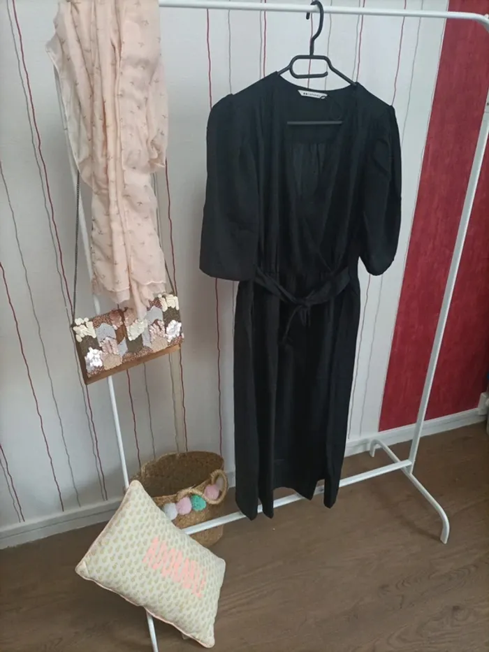 Joli robe mi longue noir Camaïeu 40