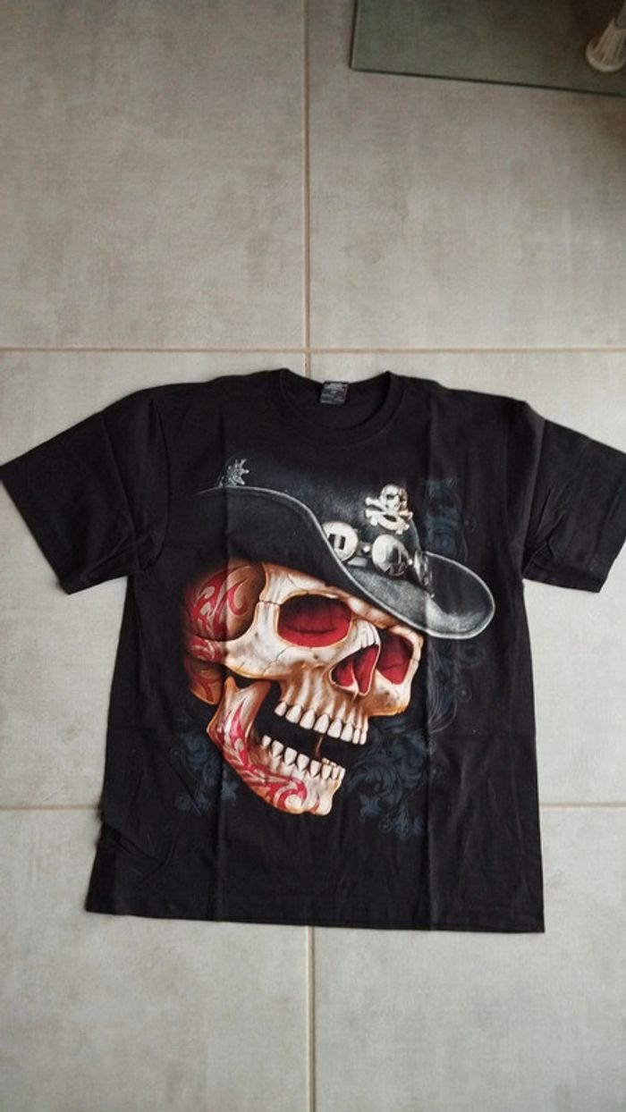 Tee-shirt noir tête de mort taille l homme