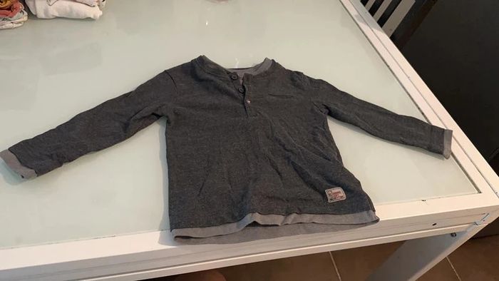 Tee shirt manches longues garçon 3 ans