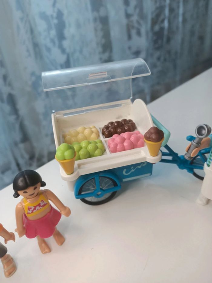 Playmobil le glacier avec 2 enfants - photo numéro 3