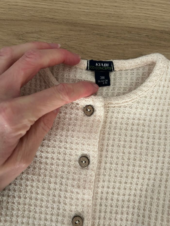 Gilet bébé fille taille 3 mois Kiabi - photo numéro 2