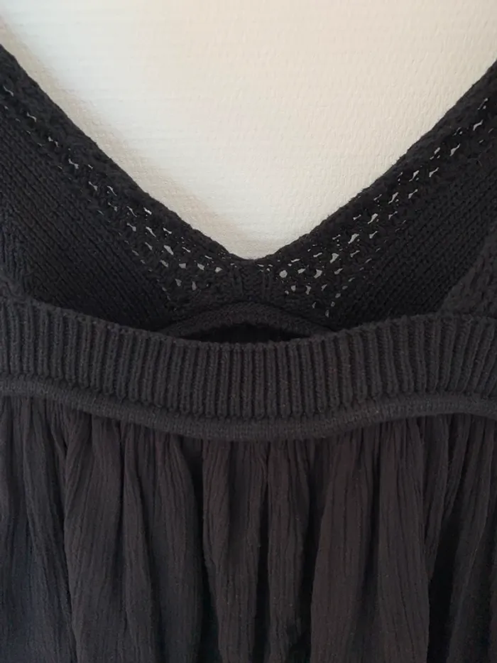 Robe noire - photo numéro 5