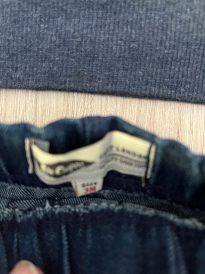 Ensemble lee Cooper très bon état - 3 mois - photo numéro 4