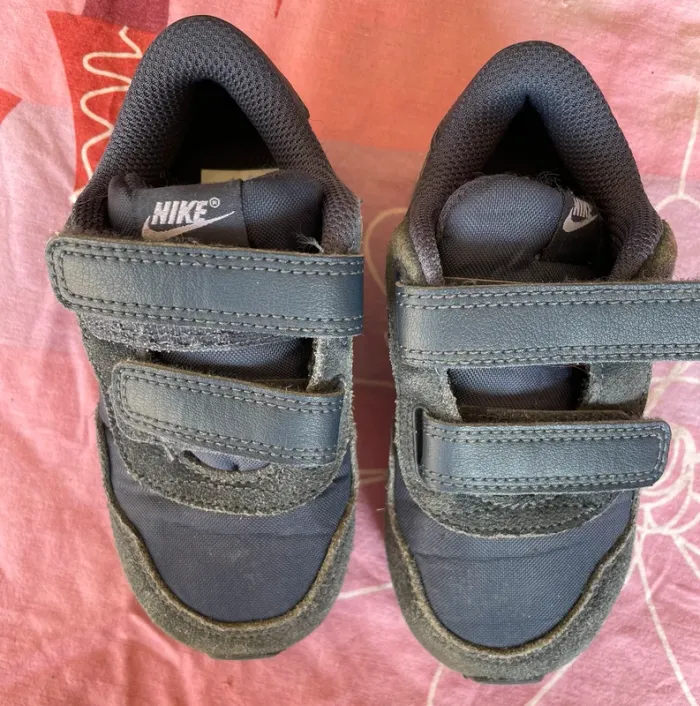 Baskets Nike mixte taille - photo numéro 2