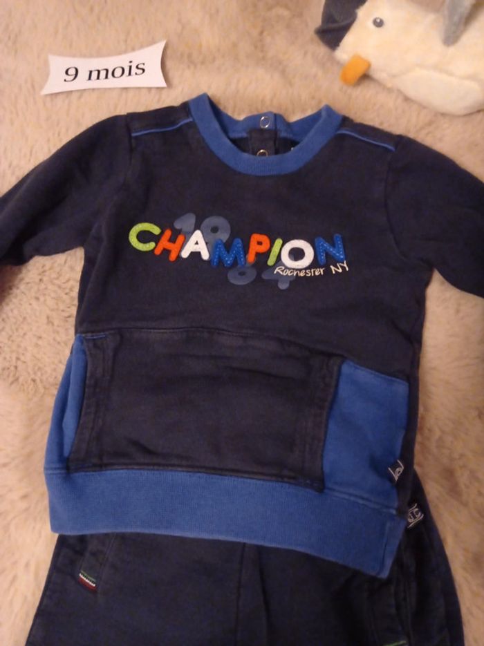 Jogging Champion 9 mois - photo numéro 2