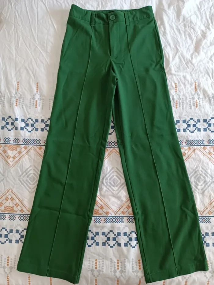 Pantalon fluide vert taille 30