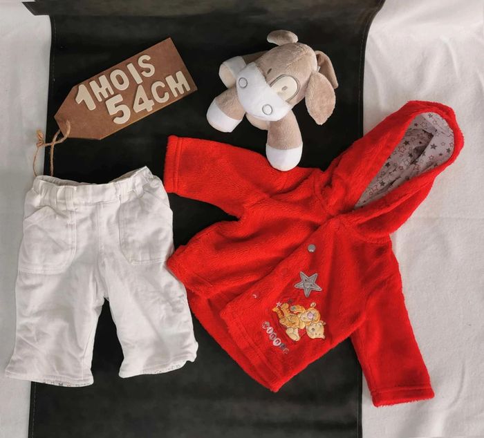 Ensemble Disney  👣 mixte  veste à  capuche rouge et pantalon chaud blanc,  1 mois/54cm - photo numéro 3