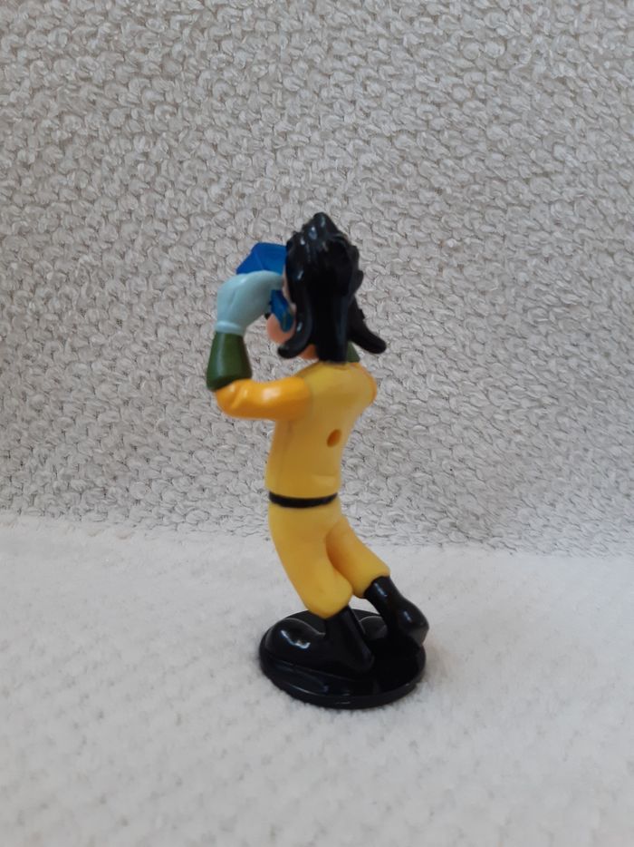 Figurine Disney : Dingo ami de Mickey - photo numéro 3