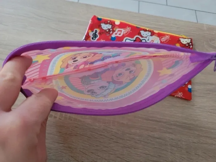 Lot de 2 trousses Hello kitty et Pat patrouille - photo numéro 6