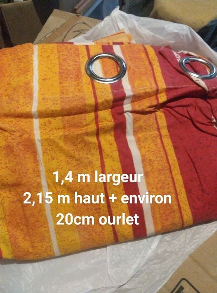 Rideaux orangé