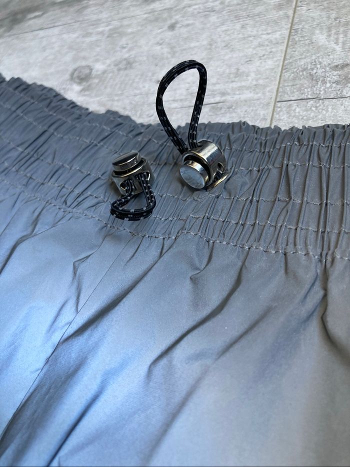 Short réfléchissant Bershka - photo numéro 4