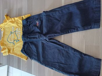 pantalon et tee shirt garçons Taille 6 mois