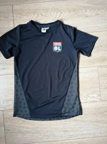 T-shirt OL 7 ans