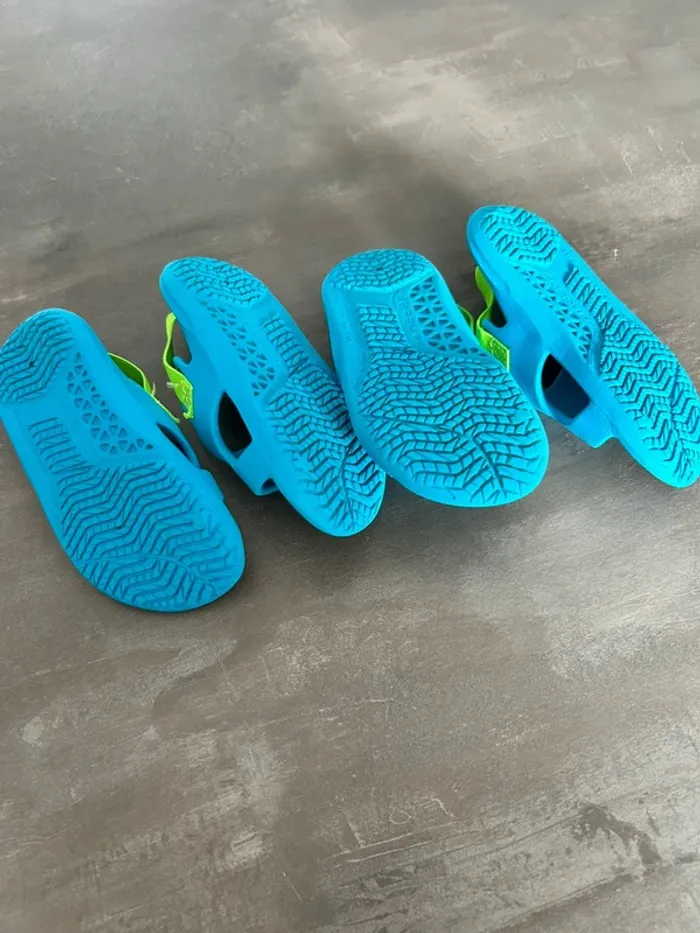 Tongs en plastique de plage décathlon - photo numéro 2