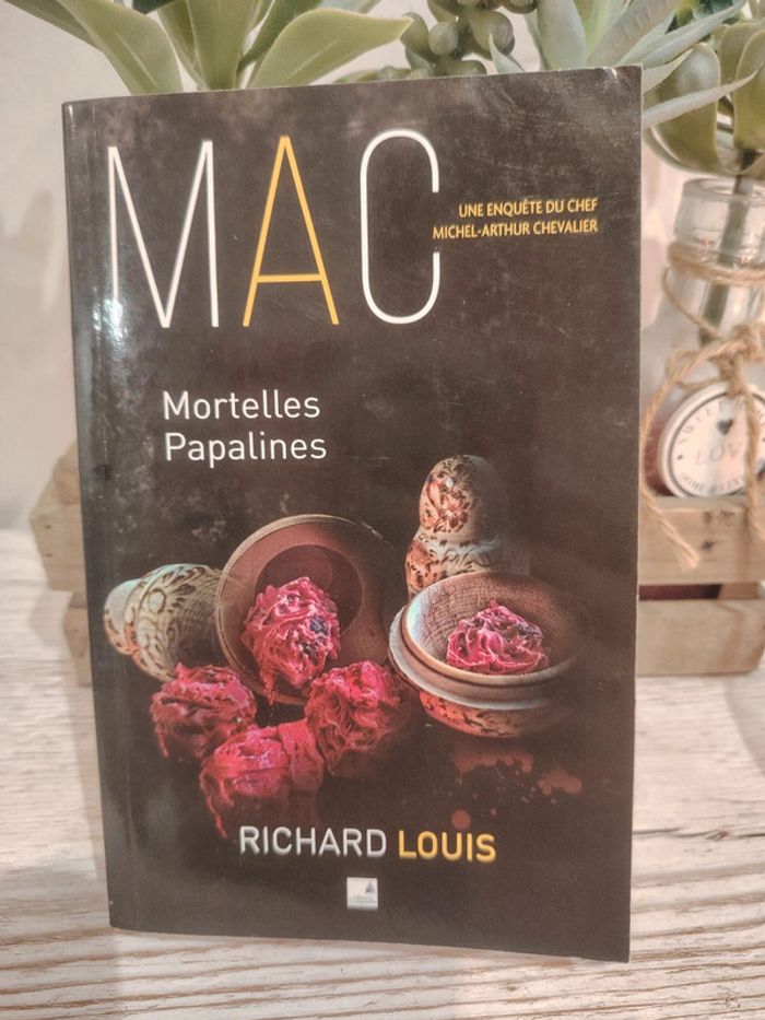 Lot de 2 livres brochés Richard Louis les pates à la carbonari et mortelles papalines tbe - photo numéro 6