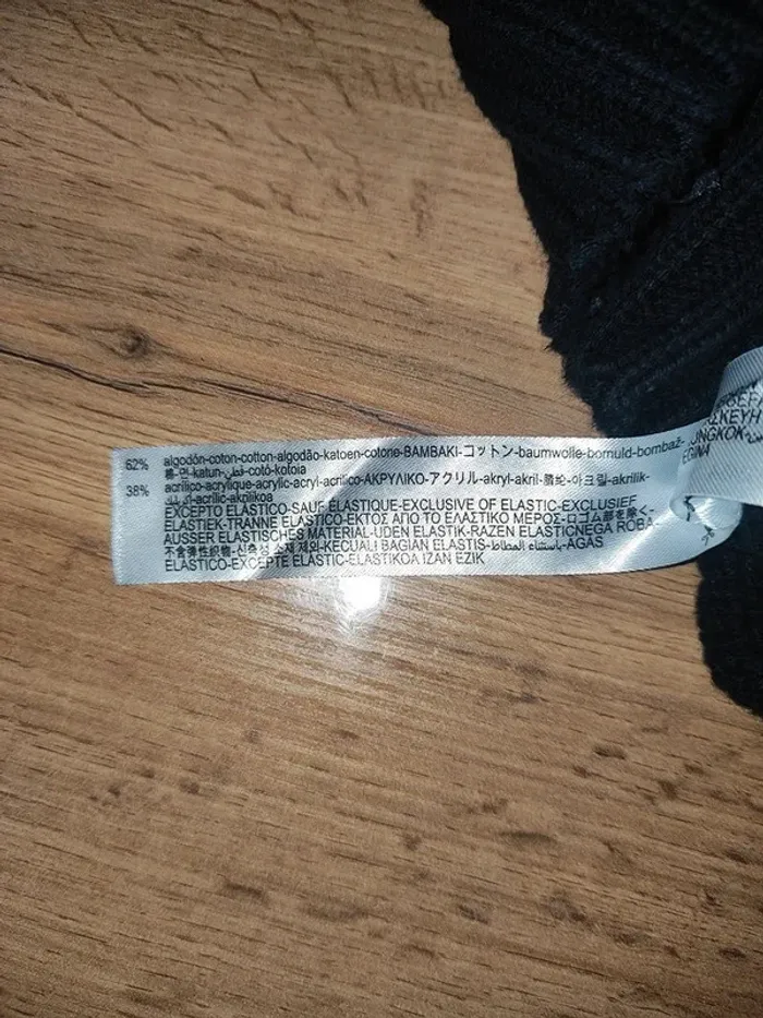 Sweat Zara noir Taille S. L'incontournable mode à prix mini ! - photo numéro 6