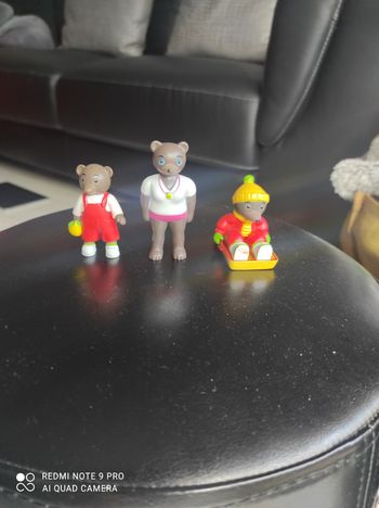 Lot figurines petit ours brun