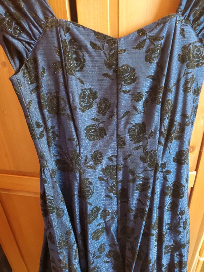 Robe à fleurs velours et paillettes - photo numéro 2
