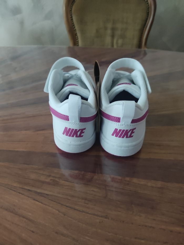 Baskets Nike T 33 - photo numéro 5