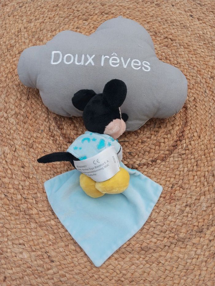 Doudou Mickey neuf - photo numéro 2