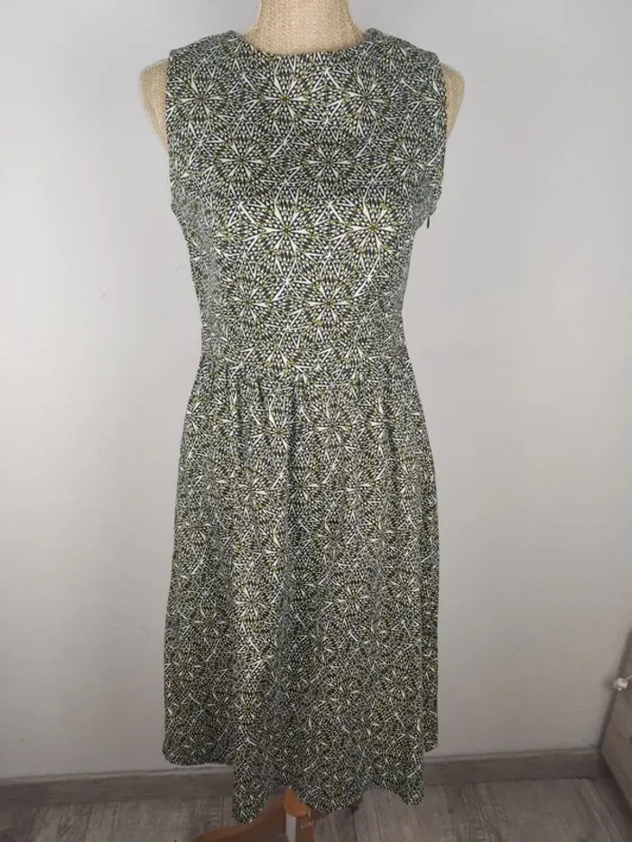 Robe mi-longue dos graphique boutonné noir jaune blanc taille 38 La Redoute neuve