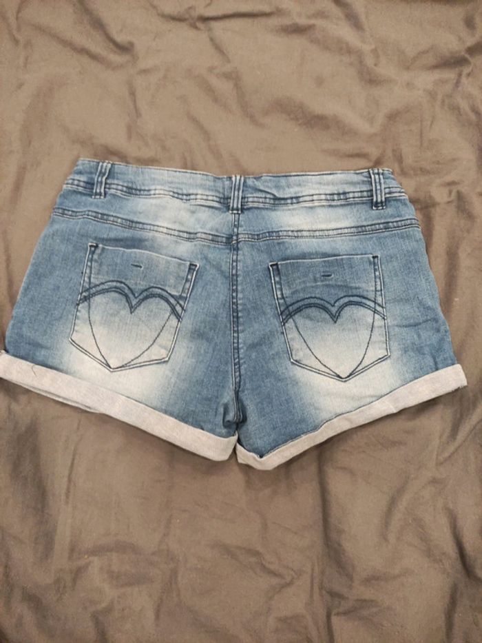 Short 16 ans - photo numéro 3