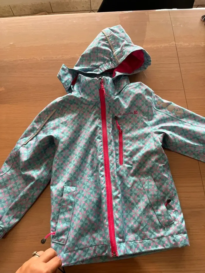 Veste imperméable en bon état - photo numéro 6