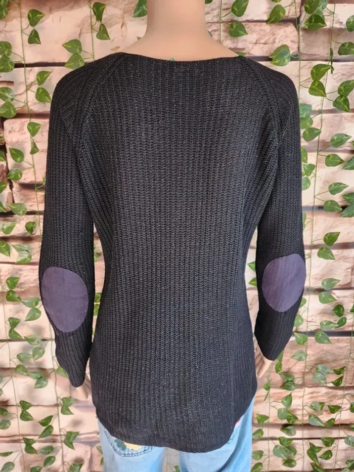 🌸Pull fin noir Benetton Taille 36🌸 - photo numéro 3