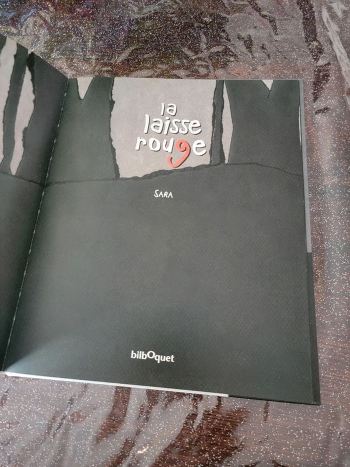 La laisse rouge - photo numéro 5