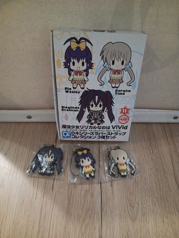 3 straps magical girl lyrical nanoha rio,corona,sieglinde