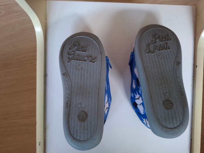 Chaussons garçon tissaia  pointure 25 - photo numéro 2