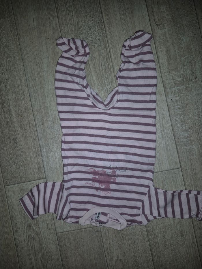 Lot vêtements fille 1 mois - photo numéro 5