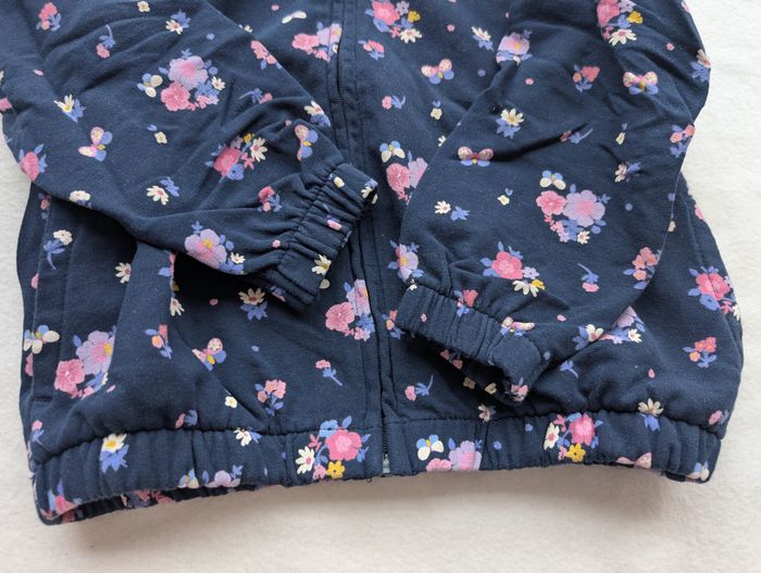 Sweat zippé marine à fleurs - 98/104 - C&A - photo numéro 4