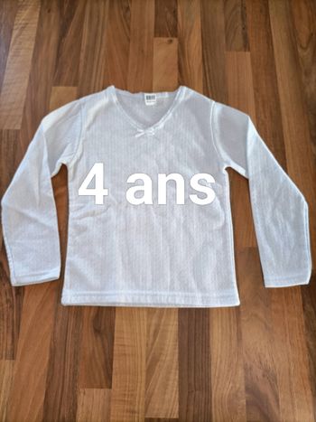 Maillot de corps ou tee shirt manches longues blanc neuf 4 ans