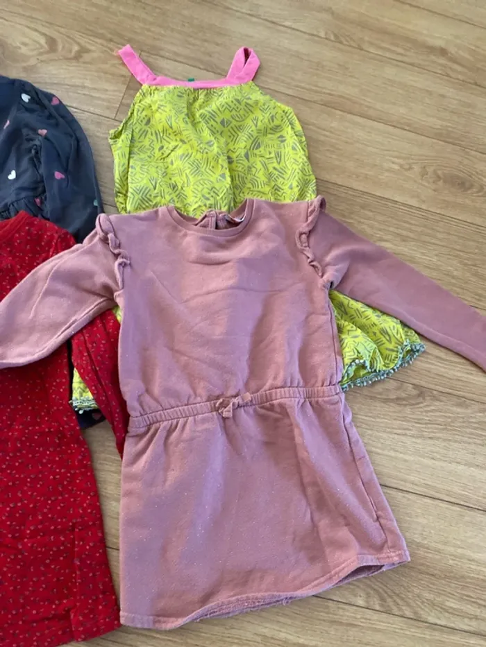 Lot vêtements fille 6 ans - photo numéro 7
