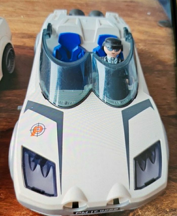 Voiture James Bond 007 Playmobil - photo numéro 3