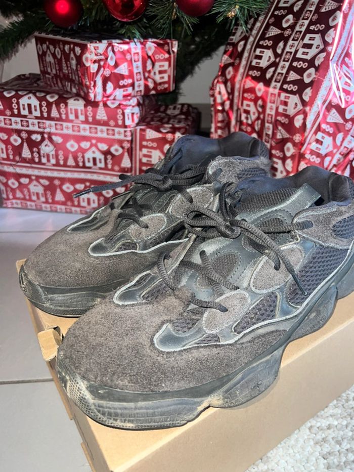 Yeezy 500 taille 44 - photo numéro 2