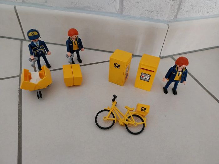 Lot playmobil facteur