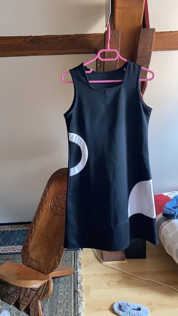 robe noire