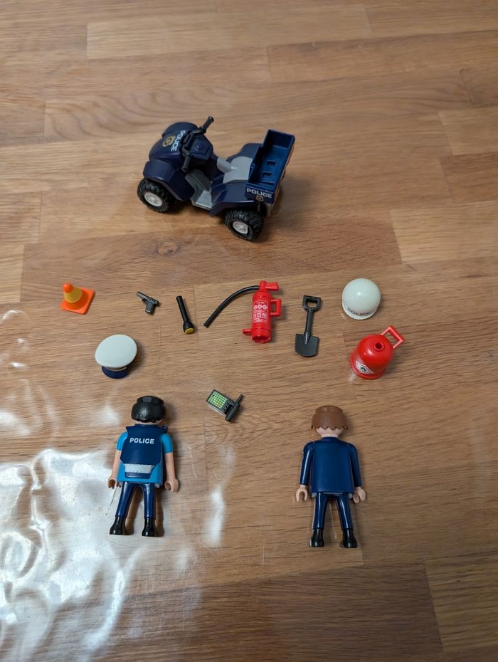 Lot 6 de playmobil police - photo numéro 8