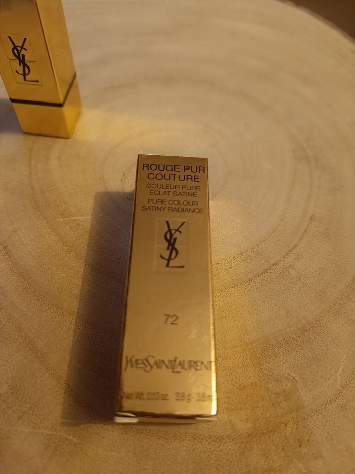 Rouge a lèvres - photo numéro 2