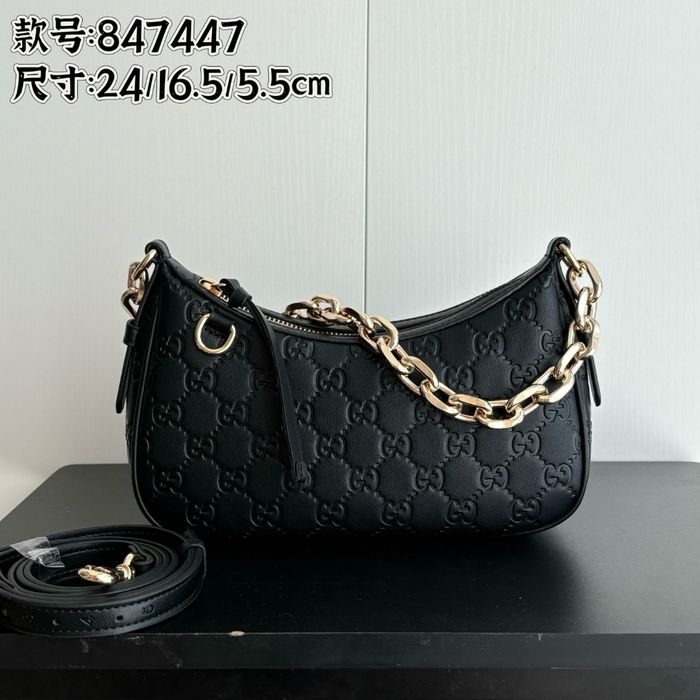 Gucci  847447